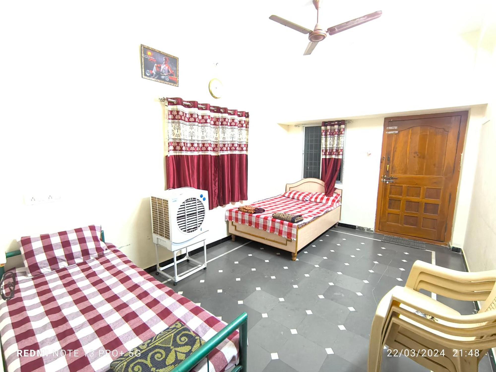 Samarth Sawali Guest House, Vidhyanagar Akkalkot Akalkot Екстериор снимка